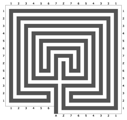 Ariadne's thread (in black) inside the labyrinth